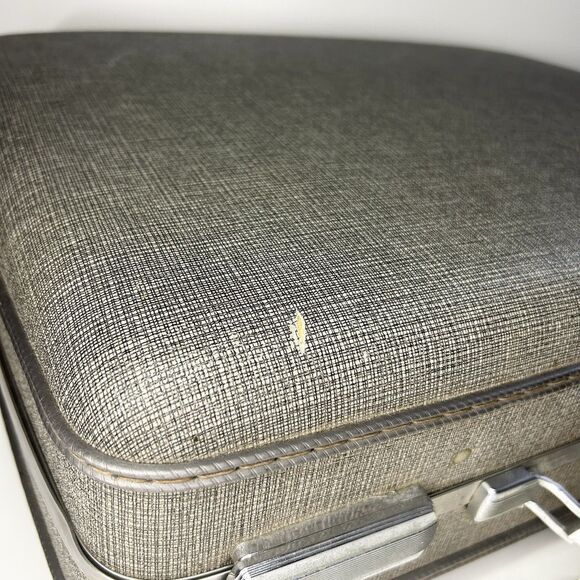 Vintage American Tourister Tri Taper Grey Suitcase Luggage Hard Shell Plaid 50s - Picture 14 of 16